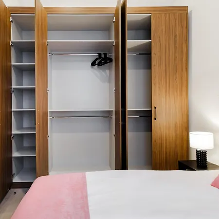 Ξενοδοχείο με διαμερίσματα Rigaapartment Elizabetes 22 Self-service 4*